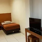 Hotel Dequr Jakarta Kota
